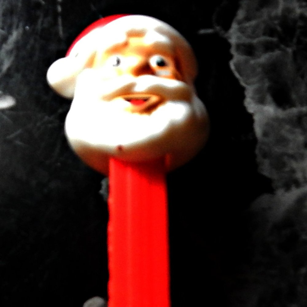 Pez Dispenser 2008 Santa Claus Retired
